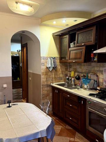 3-к в Новому районі