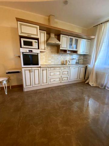 Срочно сдам квартиру в Климовском доме, Пр-т Шевченко 33Б