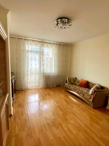 Оренда 2-кім. квартира вул. Ромашкова, індивід.опалення 72 м2