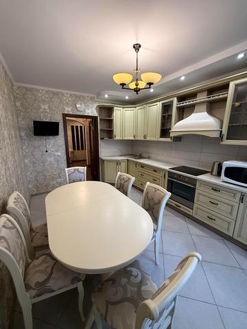 Петра Григоренка просп., 12