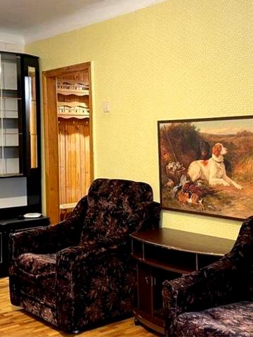 Соломянка, Тополева вул., 5