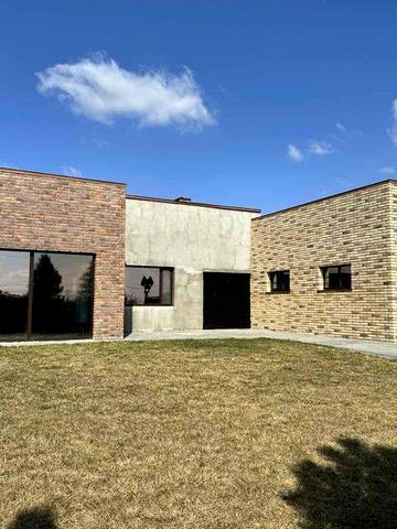 Ексклюзивний сучасний будинок преміум-класу