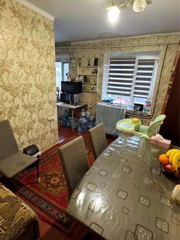 Продам 3 кімнатну квартиру м. Синельникове