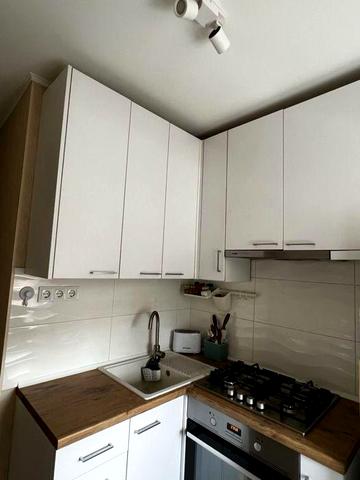 Світла однокімнатна квартира Вереснева 5