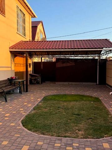 Продам дуже гарний і своєчасний будинок для сімʼі в передмісті Херсона