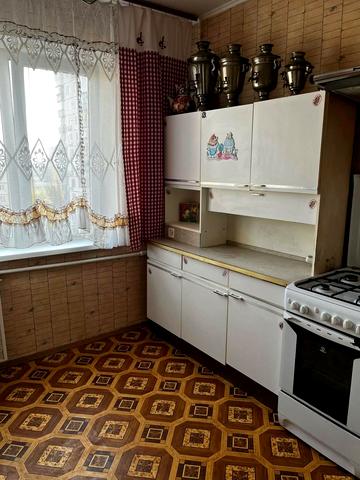 Зої Гайдай вул., 7