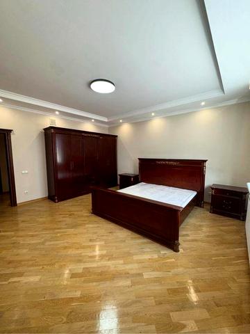 Продаж просторої квартири з ремонтом| центр м.Луцьк