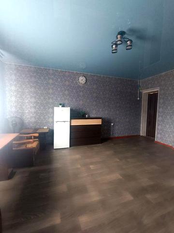 ПРОДАЖ 2к з меблями та технікою, Є- Відновлення, середина будинку