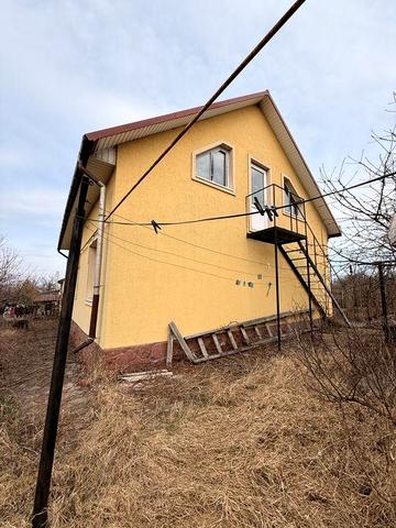 Продаж будинку в м.Хотин