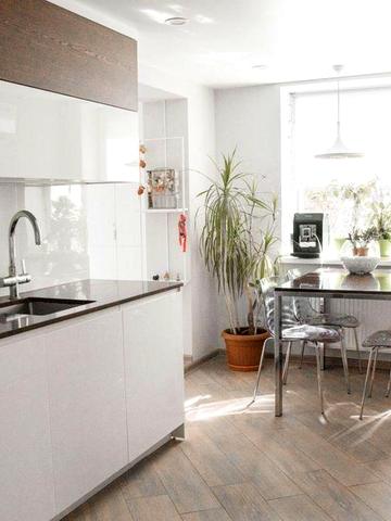 Продаж 3 к  квартири по вулиці Марїнська Сертифікат