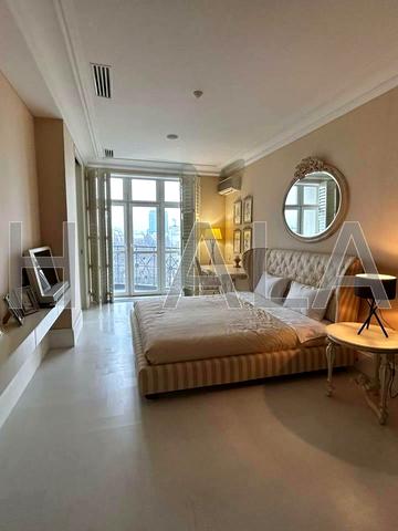 Тараса Шевченка бульв., 11