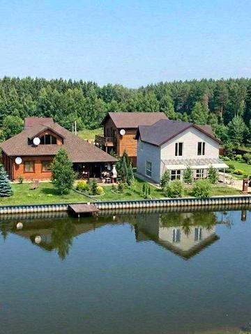 Продаж від власника. Від Бучі 8 км. 220 м2 у лісі на березі озера