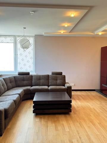 None 165000 USD