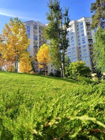 Продається 1- кімнатна квартира  в ЖК Чайка 36,2 м. ЖК Чайка