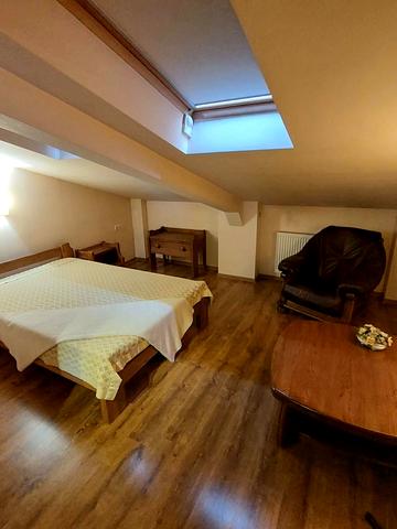 Героїв УПА вул., 42