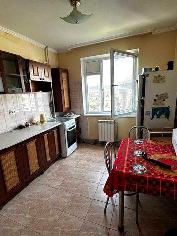 Продається двокімнатна квартира в смт. Солотвино