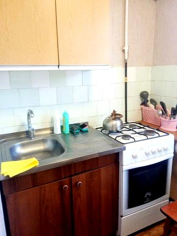 Актуально!Ціну знижено .Сдам не дорого однокімнатну квартиру вул Космо