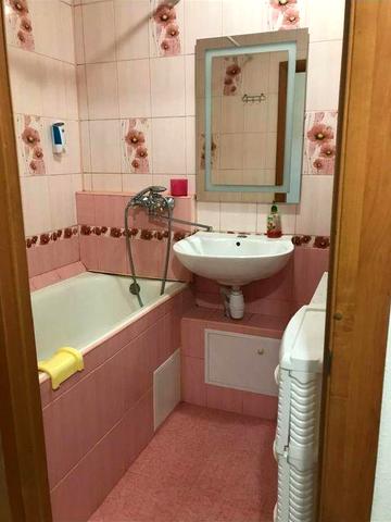 Продаж 1 кімнатної квартиру,вул.Бажана-5в