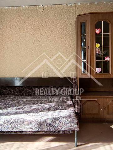 Віктора Оцерклевича вул. (Курчатова), 15