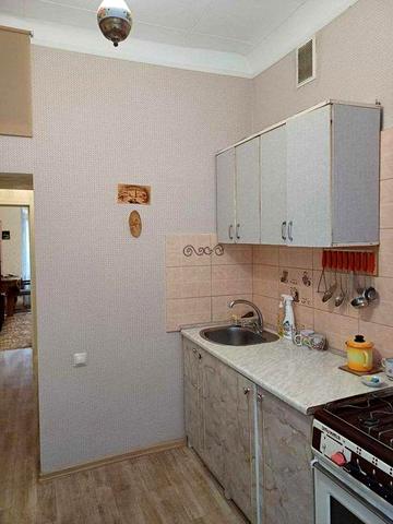 2-комн. сталинка для семьи, р-н концертного зала им. Глинки