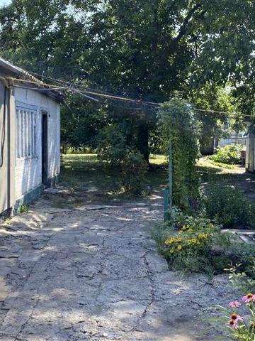 Продам пол дома под ремонт с участком в Синельниково
