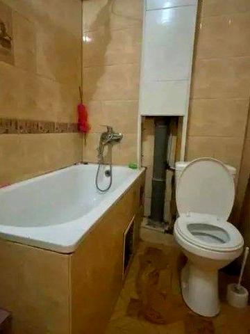 2 Кімнатна квартира Центр біля Парку