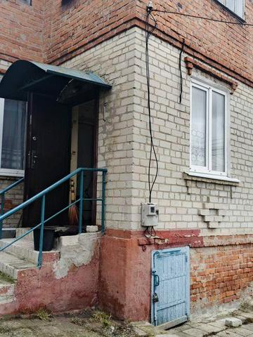 Продаю 3х этажный коттедж в тихом р-не п.Высокий