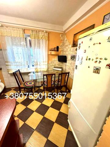 Продаж квартири Березняківська 22