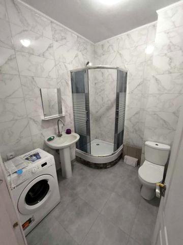 Здам 2х кімн квартиру із закритом заїздом для авто