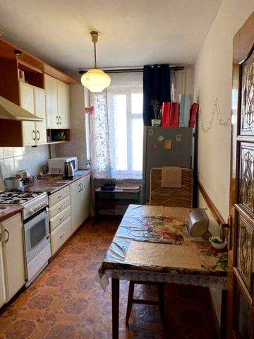 Продається 3-кімнатна квартира