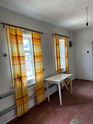 приватний будинок в селі