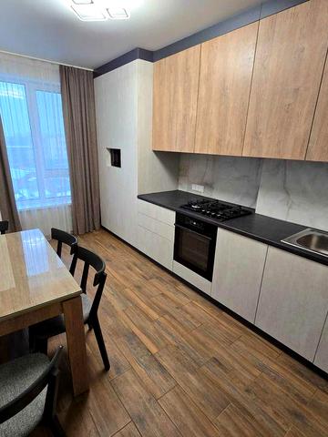 Здається 1-квартира у ЖК Родинний маєток в центрі міста, читайте опис