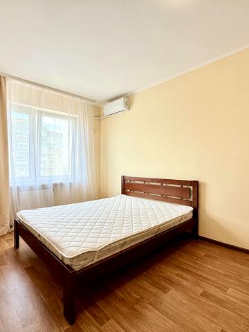 Софії Русової вул., 7