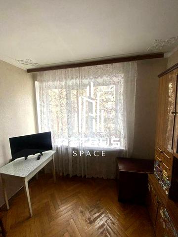 Продаж 2к БЕЗ КОМІСІЇ! Предславинська вул.38