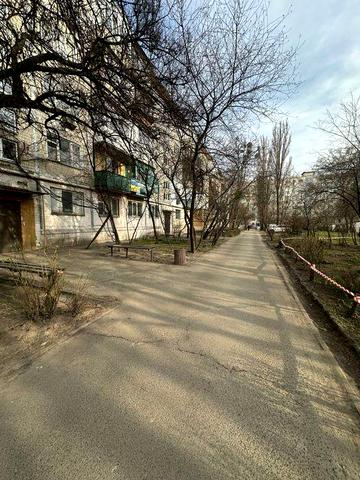 2-к(47м2) Борщагівка  Героїв Космосу 1в/Курбаса метро Святошино