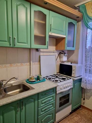 Продам однушку на Вокзальній