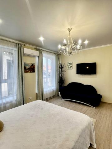 Вишнева вул., 16