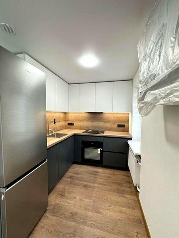 **ЦЕНТР! 1 Кімн 47 кв м ПРЕМІУМ Сегменту Перша Оренда