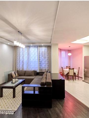 Митрополита Андрея Шептицького вул. (Анатолія Луначарського), 10