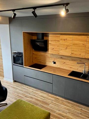 Оренда 2-х кімнатної квартири, студія по вул Зарічанська