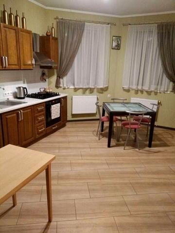 Половина дома на Холодной Горе, ул. Переяславская