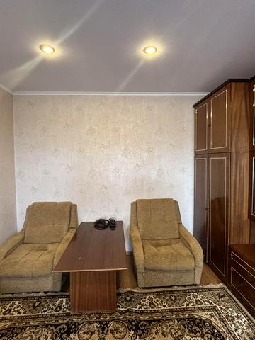 Володимира Висоцького бульв., 7