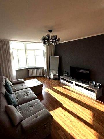 Продам 3-кім.дворівневу кв.110 кв.м, вул.Чорних Запорожців Бровари EM