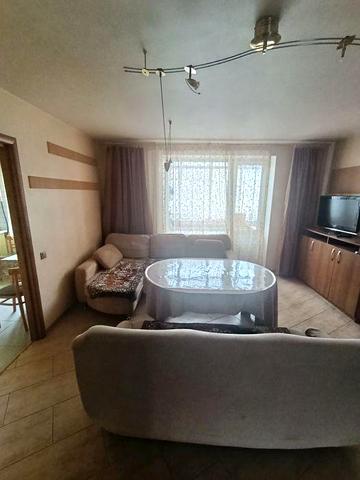 Здається 4 кімнатна квартира на Келецькі.