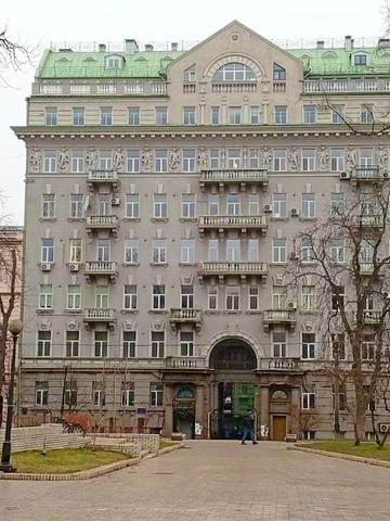 Терещенківська вул., 13