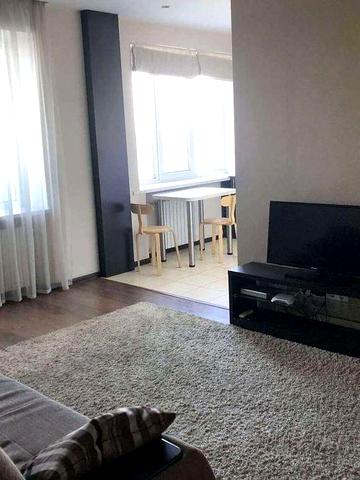 Здам 2к квартиру на вул. Січеславська Набережна 37