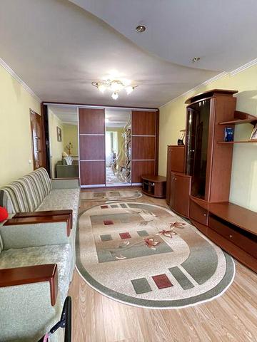 Однокімнатна квартира в оренду/автономне опалення