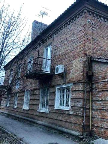 Продається 1-кімнатна квартира в районі 1-ї лікарні