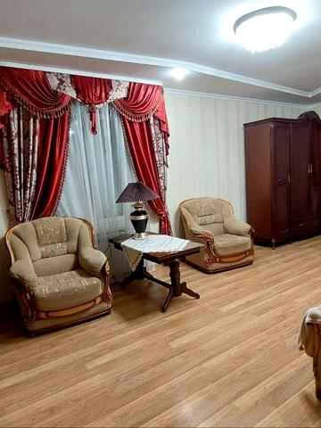 Трудова вул., 1/1а