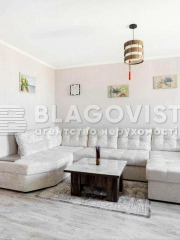 Автономна квартира, у передмісті Києва